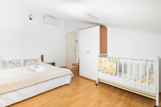 Vila Severní Dalmácie - Dubrava (Šibenik) DA 8015 N1