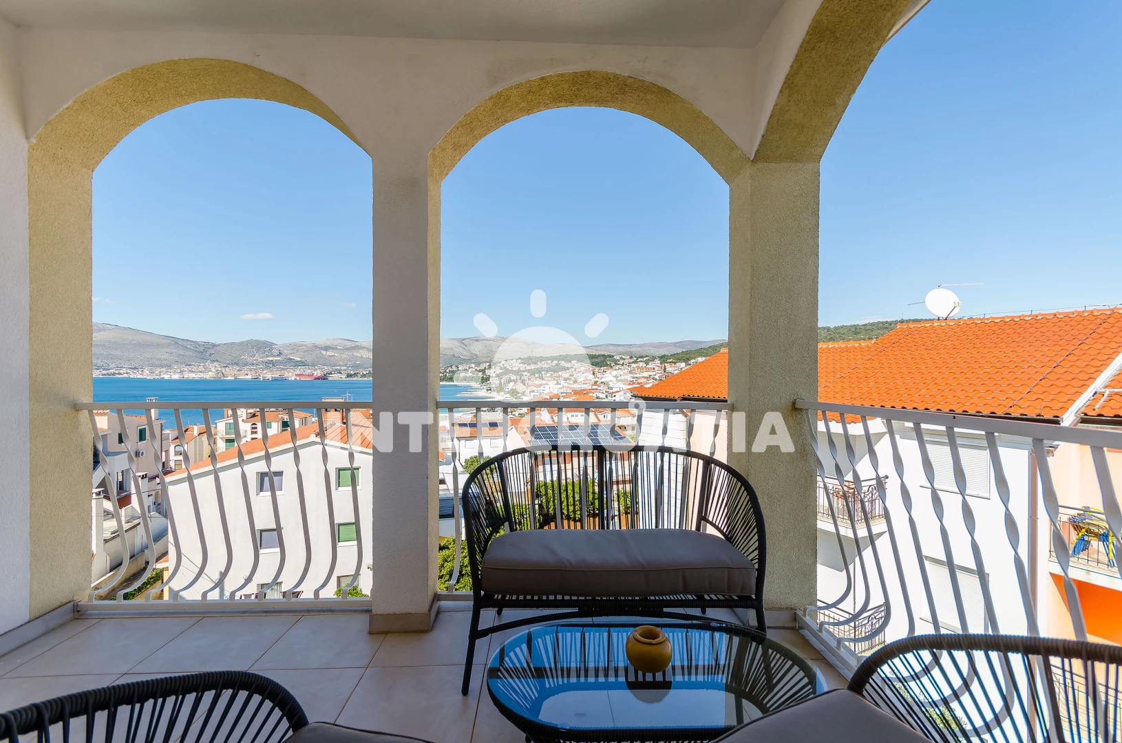 Apartmán Střední Dalmácie - Okrug Gornji DA 8026 N1