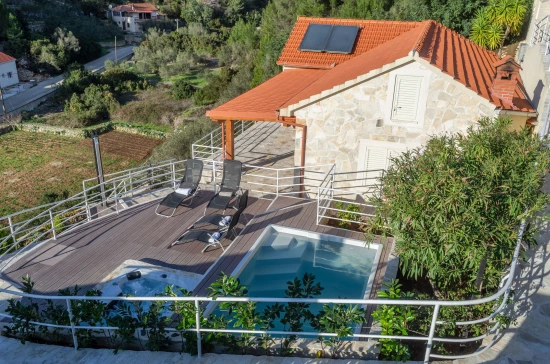 Apartmán Střední Dalmácie - Blato DA 8030 N1