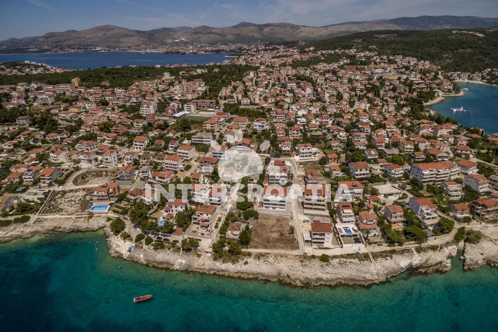 Apartmán Střední Dalmácie - Okrug Gornji DA 8043 N1