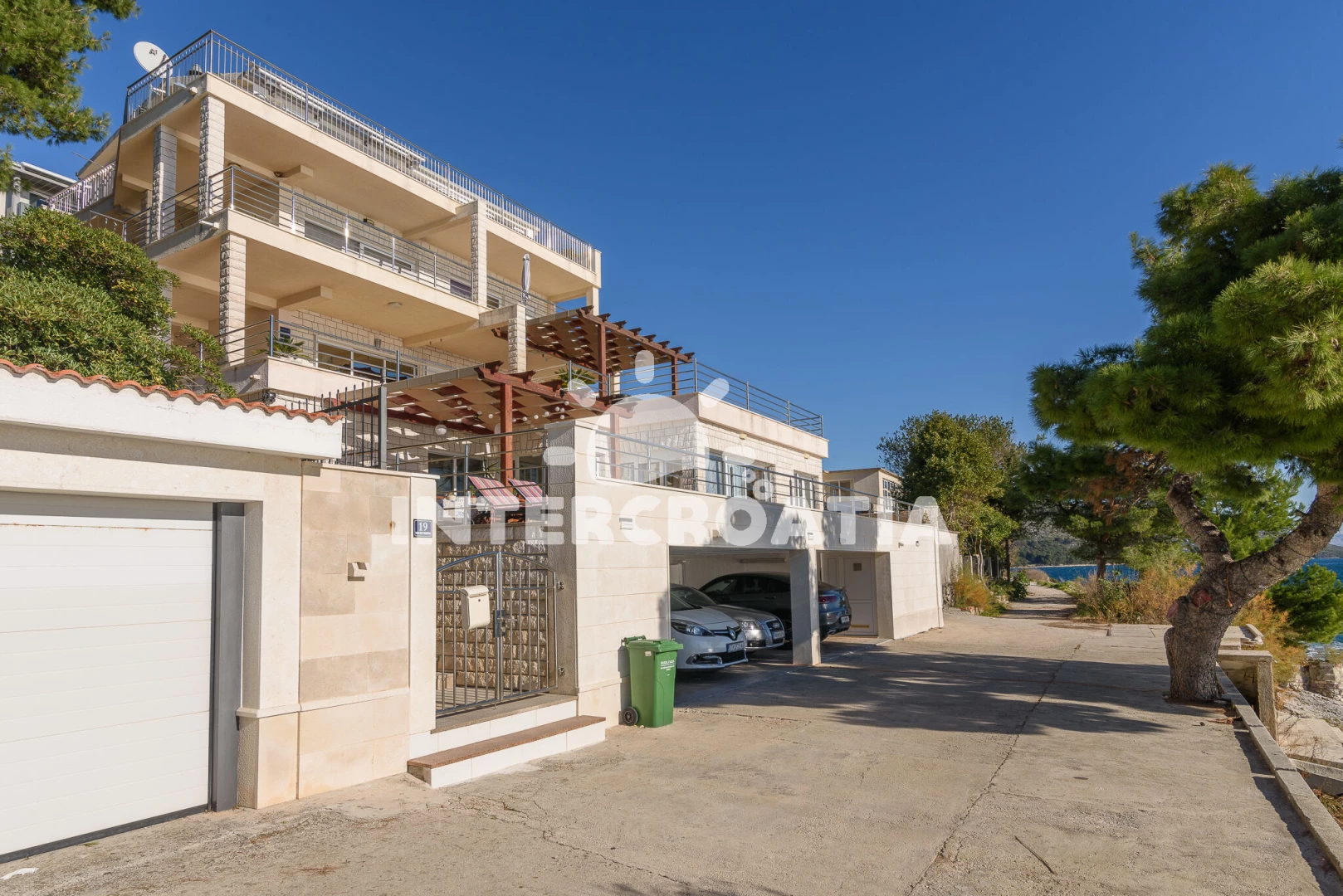 Apartmán Střední Dalmácie - Okrug Gornji DA 8043 N1