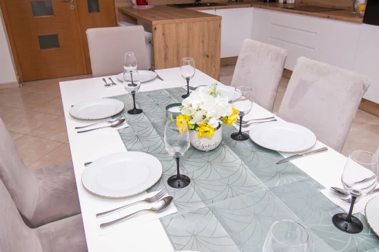 Vila Severní Dalmácie - Drniš (Šibenik) DA 8044 N1