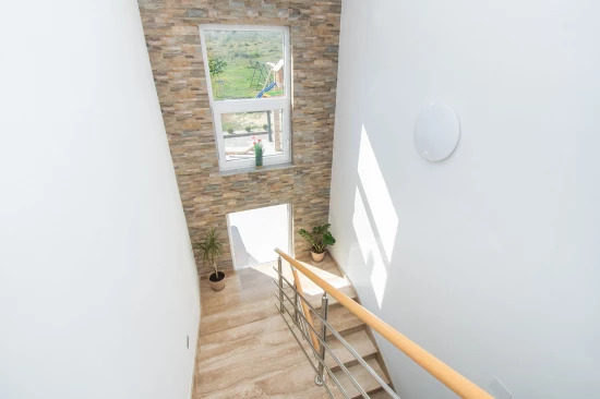 Vila Severní Dalmácie - Drniš (Šibenik) DA 8044 N1