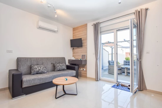 Apartmán Severní Dalmácie - Biograd na Moru DA 8051 N1
