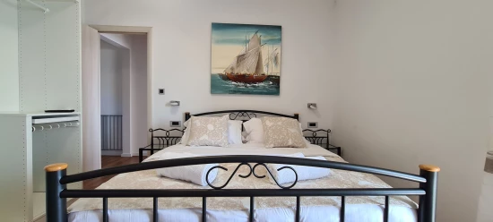 Vila Ostrov Hvar - Zavala OS 10012 N1