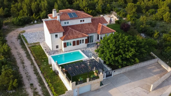 Vila Severní Dalmácie - Šibenik DA 8066 N1