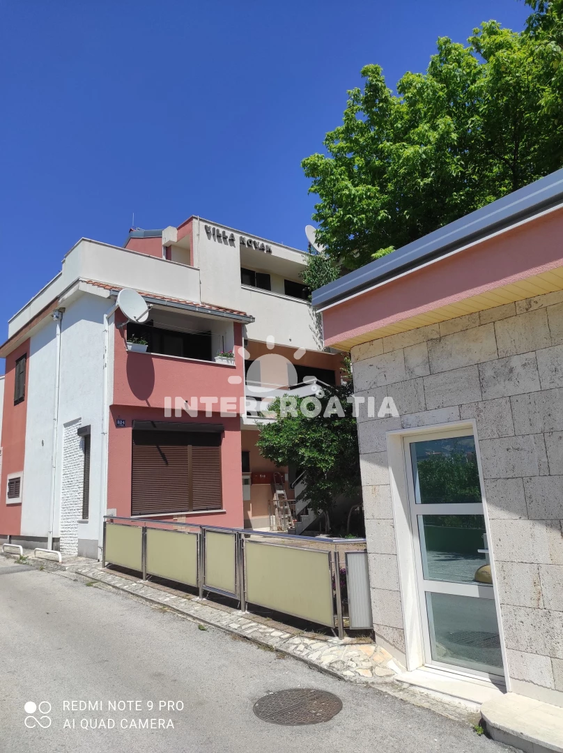 Apartmán Střední Dalmácie - Kaštela DA 8072 N1