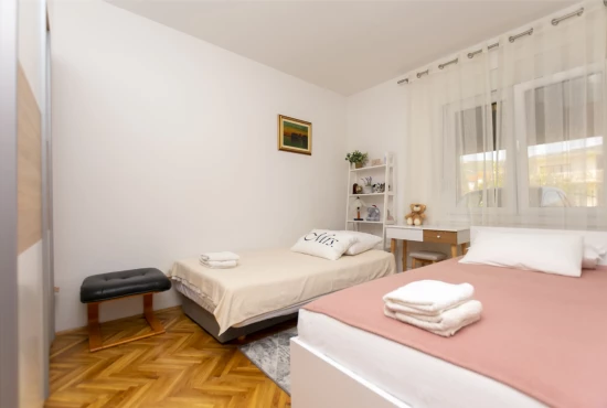 Apartmán Střední Dalmácie - Kaštela DA 8080 N1