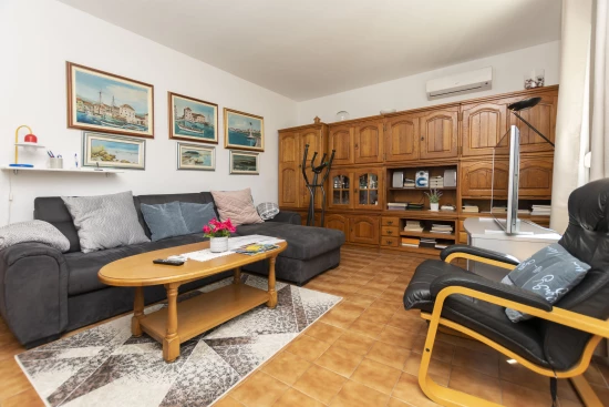 Apartmán Střední Dalmácie - Kaštela DA 8080 N1