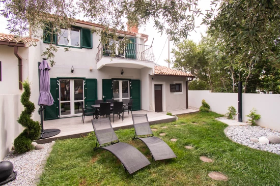 Vila Severní Dalmácie - Starigrad Paklenica DA 8098 N1