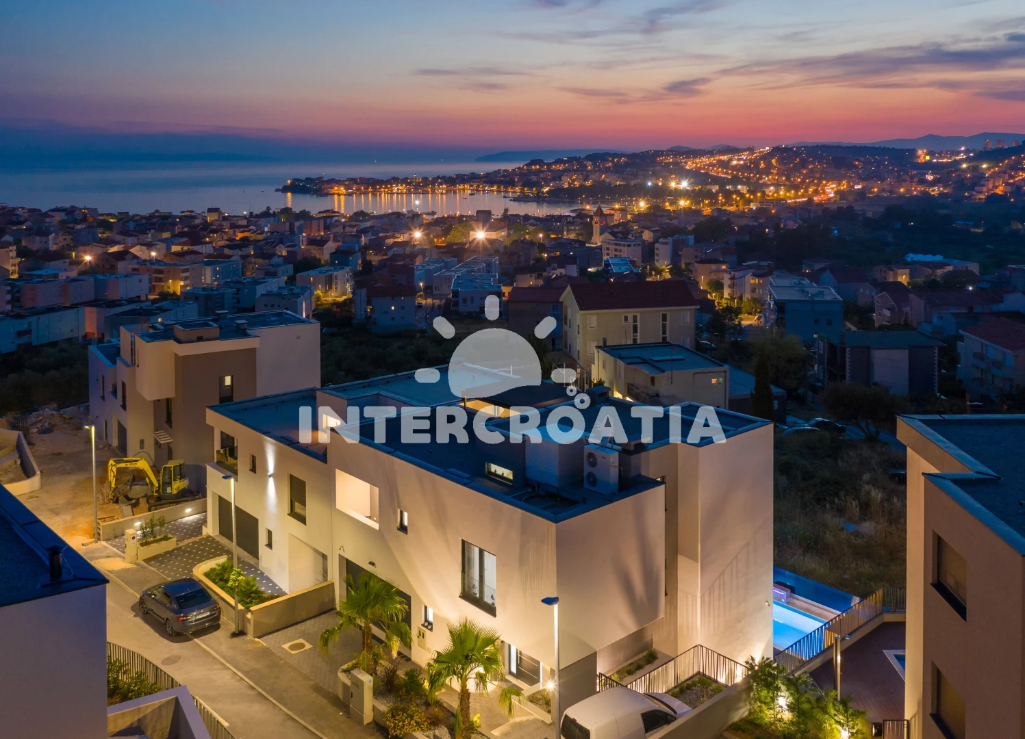 Vila Střední Dalmácie - Strožanac (Podstrana) DA 8099 N1