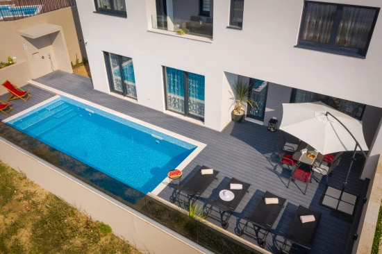 Vila Střední Dalmácie - Strožanac (Podstrana) DA 8099 N1