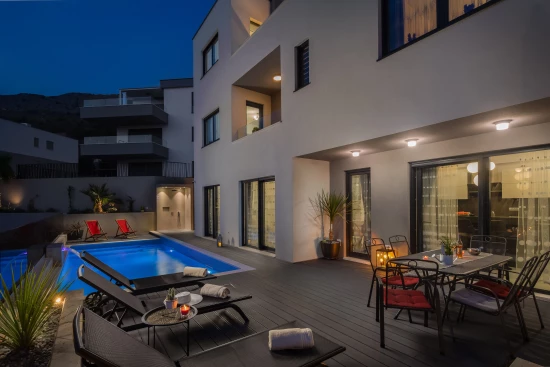 Vila Střední Dalmácie - Strožanac (Podstrana) DA 8099 N1