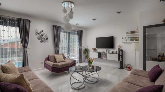 Vila Střední Dalmácie - Strožanac (Podstrana) DA 8099 N1