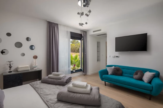 Vila Střední Dalmácie - Strožanac (Podstrana) DA 8099 N1