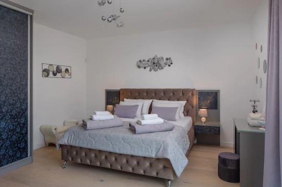 Vila Střední Dalmácie - Strožanac (Podstrana) DA 8099 N1