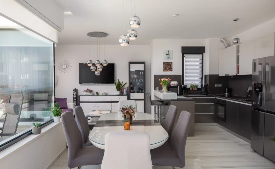 Vila Střední Dalmácie - Strožanac (Podstrana) DA 8099 N1