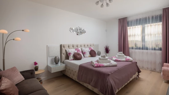 Vila Střední Dalmácie - Strožanac (Podstrana) DA 8099 N1