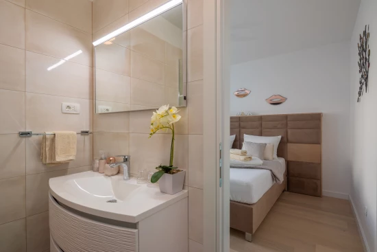 Vila Střední Dalmácie - Strožanac (Podstrana) DA 8099 N1