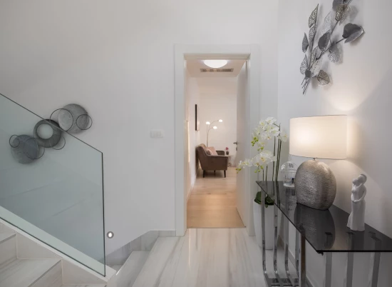 Vila Střední Dalmácie - Strožanac (Podstrana) DA 8099 N1