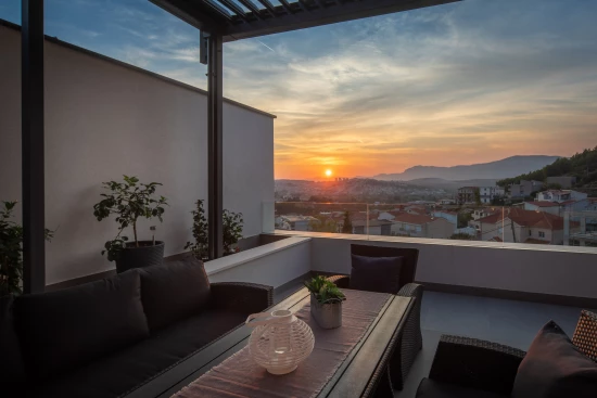 Vila Střední Dalmácie - Strožanac (Podstrana) DA 8099 N1