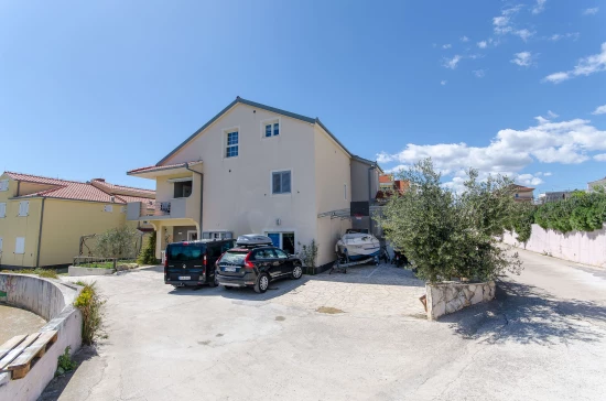 Apartmán Střední Dalmácie - Kaštela DA 8100 N2