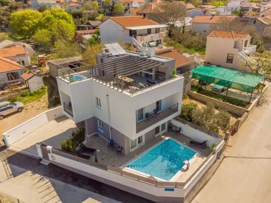 Vila Severní Dalmácie - Pakoštane DA 8102 N1