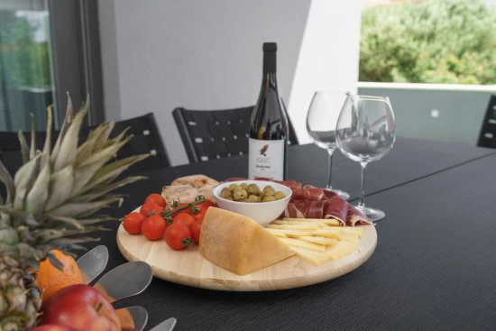 Vila Severní Dalmácie - Tribunj (Vodice) DA 8103 N1