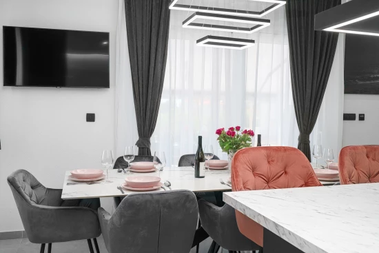 Vila Severní Dalmácie - Tribunj (Vodice) DA 8103 N1