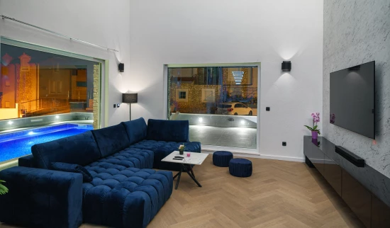 Vila Severní Dalmácie - Tribunj (Vodice) DA 8103 N1