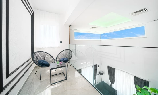 Vila Severní Dalmácie - Tribunj (Vodice) DA 8103 N1