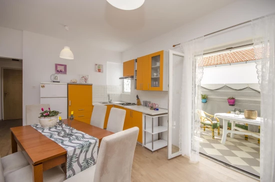 Apartmán Severní Dalmácie - Tribunj (Vodice) DA 8104 N1