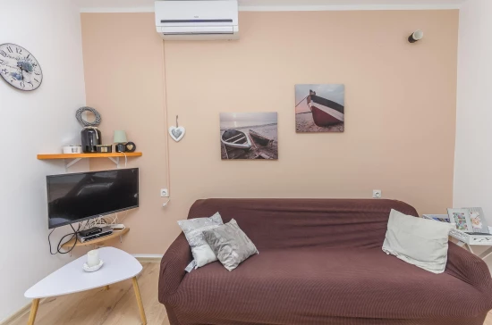 Apartmán Severní Dalmácie - Tribunj (Vodice) DA 8104 N1