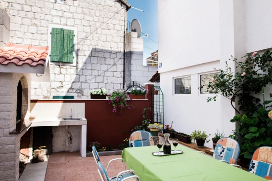 Apartmán Střední Dalmácie - Kaštela DA 8112 N2