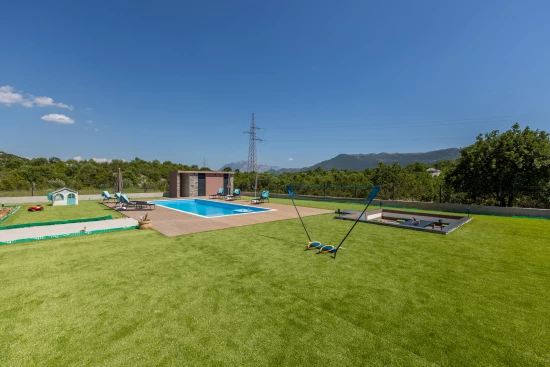 Vila Střední Dalmácie - Kostanje DA 8120 N1