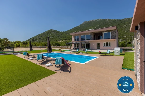 Vila Střední Dalmácie - Kostanje DA 8120 N1