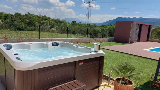 Vila Střední Dalmácie - Kostanje DA 8120 N1