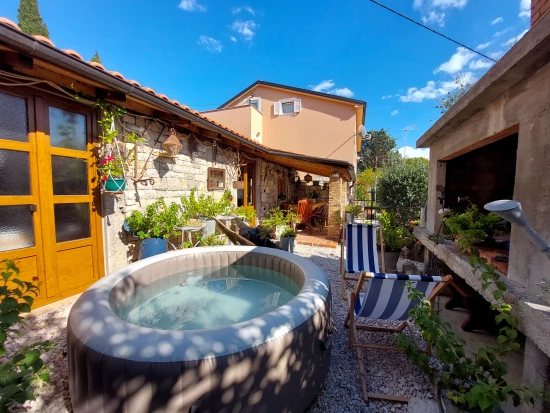 Domek Kvarner - Novi Vinodolski KV 7523 N1