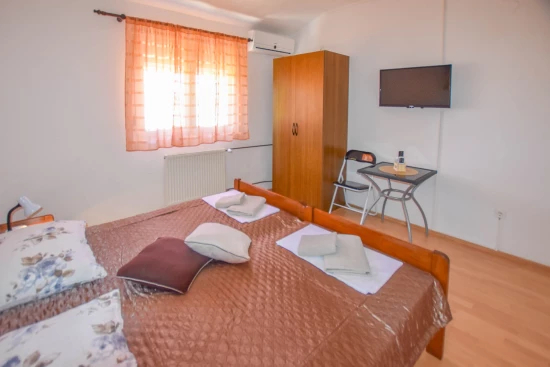 Apartmánový pokoj Severní Dalmácie - Biograd na Moru DA 8123 N5