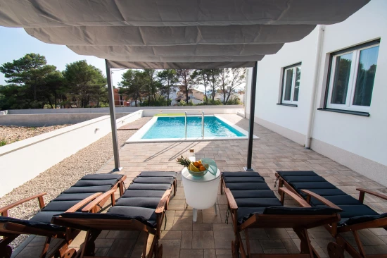 Vila Severní Dalmácie - Brodarica DA 8126 N1