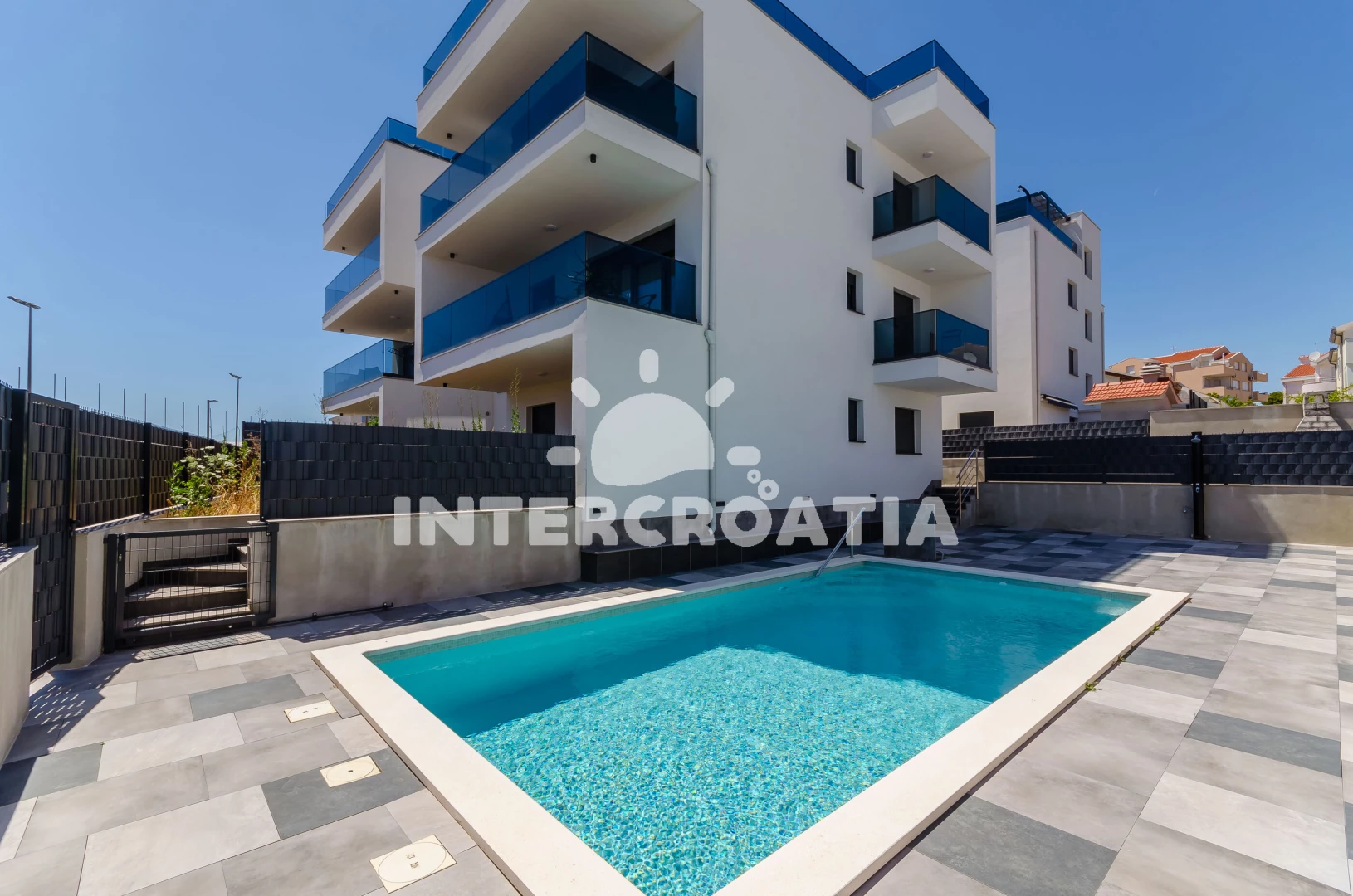 Apartmán Střední Dalmácie - Okrug Gornji DA 8131 N1