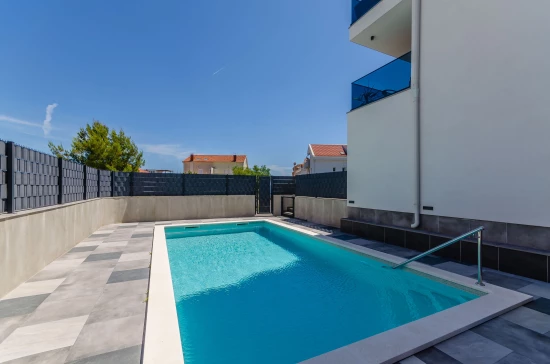 Apartmán Střední Dalmácie - Okrug Gornji DA 8131 N1