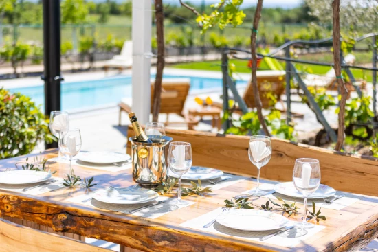 Vila Severní Dalmácie - Drniš (Šibenik) DA 8133 N1