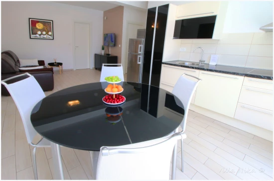 Apartmán Severní Dalmácie - Primošten DA 8137 N1