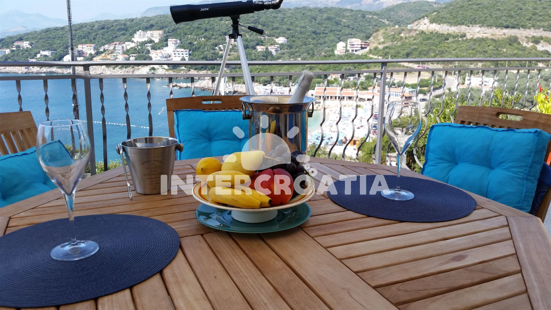 Apartmán Černá Hora - Utjeha CH 7056 N1