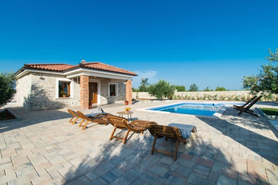 Vila Severní Dalmácie - Čista Velika (Vodice) DA 8145 N1