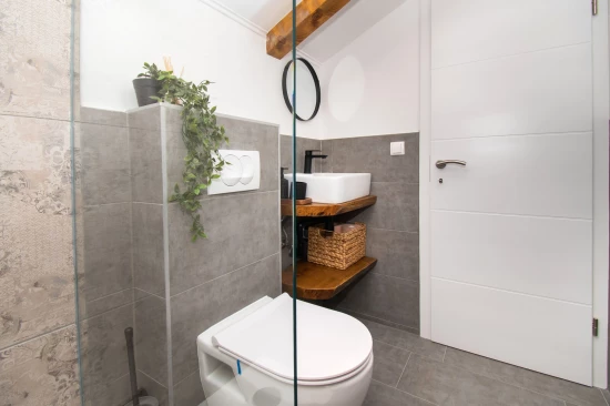 Vila Severní Dalmácie - Skradin DA 8148 N1