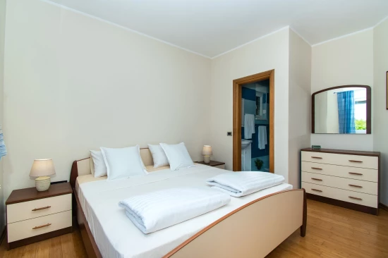 Vila Severní Dalmácie - Šibenik DA 8150 N1