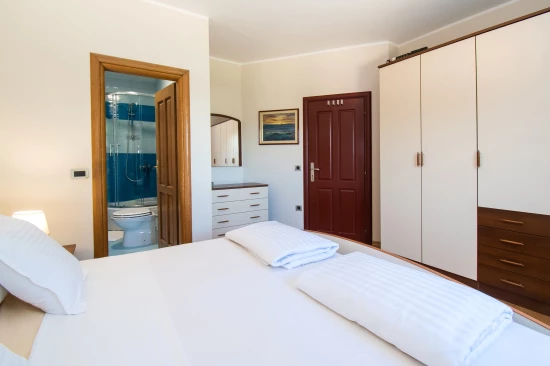 Vila Severní Dalmácie - Šibenik DA 8150 N1