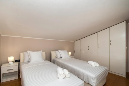 Vila Severní Dalmácie - Šibenik DA 8150 N1